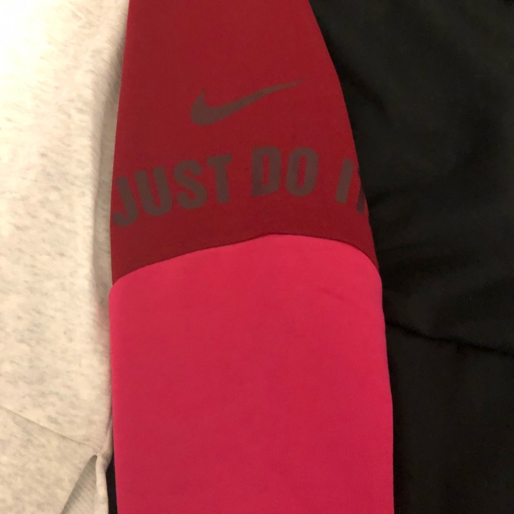 Nike Quarter-Zip Sweatshirt - Picture 2 of 4